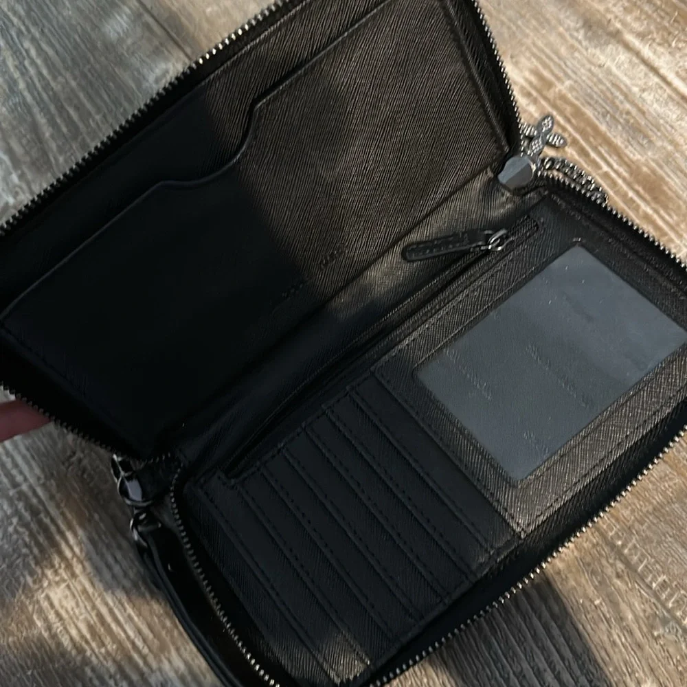 MK wristlet wallet - Picture 3 of 3